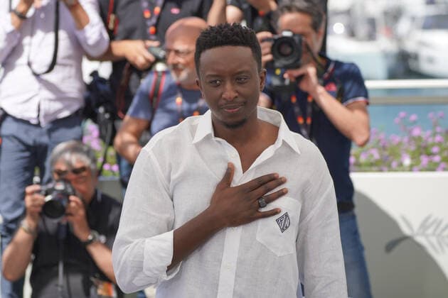 Ahmed Sylla CELEBRITES : 75Ã me Festival de Cannes - Photocall du film Â« Un petit frere Â» - 28 05 2022 NorbertScanella Panoramic 