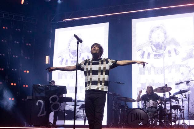 RIO DE JANEIRO, RJ - 27.05.2022: SHOW DE LOUIS TOMLINSON NO RIO DE JANEIRO - The British singer, Louis Tomlinson performed on the night of this Friday (27), at the Jeunesse Arena, in Barra da Tijuca. The singer returns to Brazil with the "Louis Tomlinson World tour", with sold-out tickets and fans camped out at the venue& 39;s door. x2211882x  CarlosxEliasxJunior