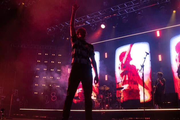 RIO DE JANEIRO, RJ - 27.05.2022: SHOW DE LOUIS TOMLINSON NO RIO DE JANEIRO - The British singer, Louis Tomlinson performed on the night of this Friday (27), at the Jeunesse Arena, in Barra da Tijuca. The singer returns to Brazil with the "Louis Tomlinson World tour", with sold-out tickets and fans camped out at the venue& 39;s door. x2211890x  CarlosxEliasxJunior