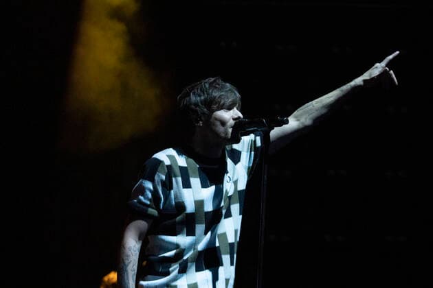 RIO DE JANEIRO, RJ - 27.05.2022: SHOW DE LOUIS TOMLINSON NO RIO DE JANEIRO - The British singer, Louis Tomlinson performed on the night of this Friday (27), at the Jeunesse Arena, in Barra da Tijuca. The singer returns to Brazil with the "Louis Tomlinson World tour", with sold-out tickets and fans camped out at the venue& 39;s door. x2211892x  CarlosxEliasxJunior