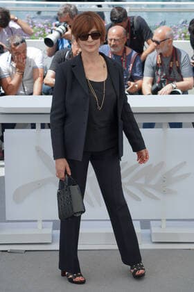 Internationale Filmfestspiele von Cannes, Mascarade Photocall Laura Morente CELEBRITES : 75Ã me Festival de Cannes - Photocall du film Â« MascaradeÂ» - 28 05 2022 NorbertScanella Panoramic 