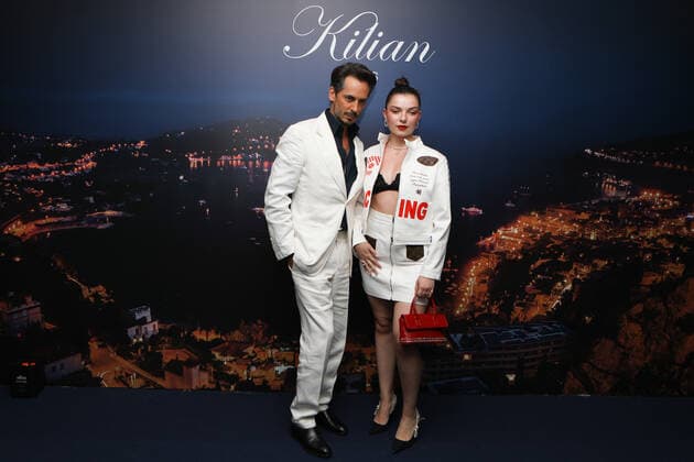 May 27, 2022, Cannes, Cote d Azur, France: KILIAN HENEESSY greets CLARA MARZ for the Killian Paris Kool Yacht Party during 75th annual Cannes Film Festival Cannes France - ZUMAc179 20220527_zep_c179_222 Copyright: xMickaelxChavetx