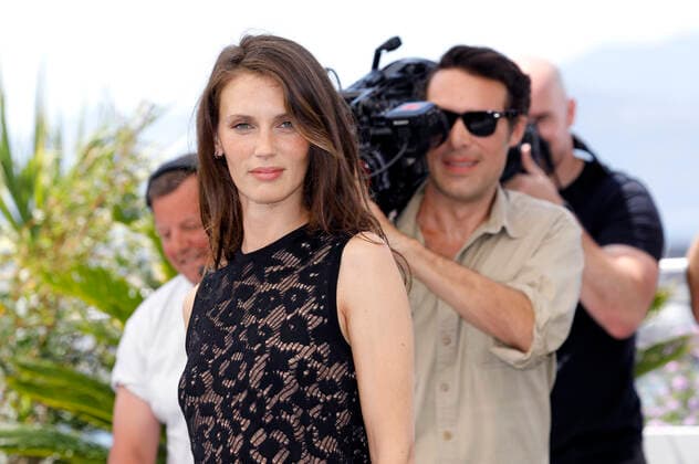 Marine Vacth and Nicolas Bedos at the photocall for the feature film Masquerade at the Festival de Cannes 2022 75 Cannes International Film Festival at the Palais des Festivals Cannes, 28 05 2022 Foto:xD.xBedrosianx xFuturexImage