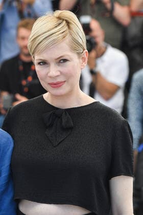 75eme Festival International du Film de Cannes. Photocall du film Showing Up . 75th International cannes Film festival. Photocall with Showing Up movie 280922 2022-05-28 Cannes France Williams, Michelle  Copyright: xSergexArnalx xStarfacex STAR_280922_020