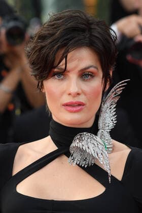 75th Cannes Film Festival 2022, red carpet Closing Ceremony Pictured: Isabeli Fontana  Copyright: xManuelexMangiarottix xipa-agencyx xVeneziax2020x