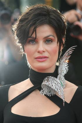 75th Cannes Film Festival 2022, red carpet Closing Ceremony Pictured: Isabeli Fontana  Copyright: xManuelexMangiarottix xipa-agencyx xVeneziax2020x