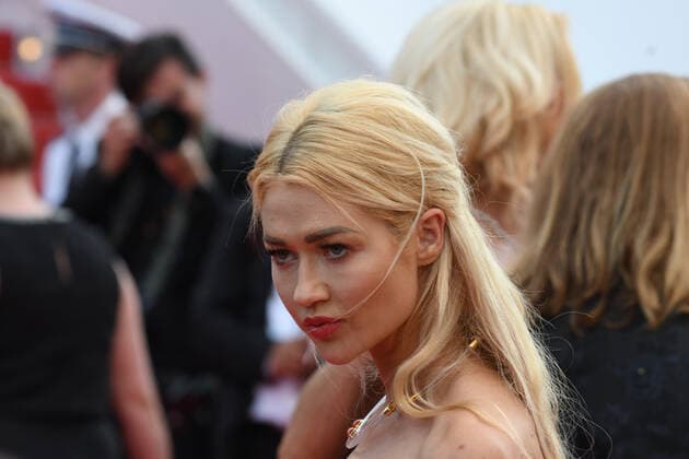75th Cannes Film Festival 2022, red carpet Closing Ceremony Pictured: guest  Copyright: xManuelexMangiarottix xipa-agencyx xVeneziax2020x