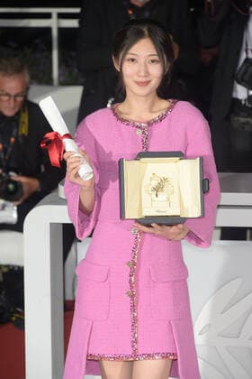 Entertainment Themen der Woche KW21 Entertainment Bilder des Tages 75th Cannes Film Festival 2022, Palme D Or Winner Photocall Pictured: Jianying Chen  Copyright: xAlbertoxTerenghix xipa-agency.nex xVeneziax2020x