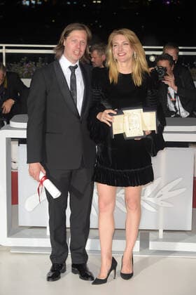 75th Cannes Film Festival 2022, Palme D Or Winner Photocall Pictured: Felix Van Groeningen, Charlotte Vandermeersch  Copyright: xAlbertoxTerenghix xipa-agency.nex xVeneziax2020x