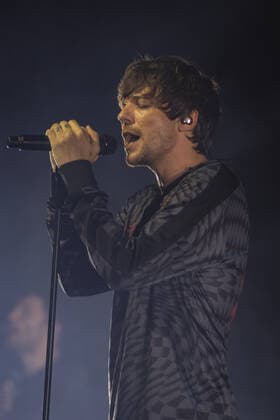 SÃO PAULO, SP - 28.05.2022: LOUIS TOMLINSON EM SÃO PAULO - British singer Louis Tomlinson performed at Espaço Unimed in São Paulo on Saturday night (28) in the first of two performances in São Paulo. The shows were originally scheduled for 2020 but were postponed due to the Covid-19 pandemic. x2212380x  YurixMurakami