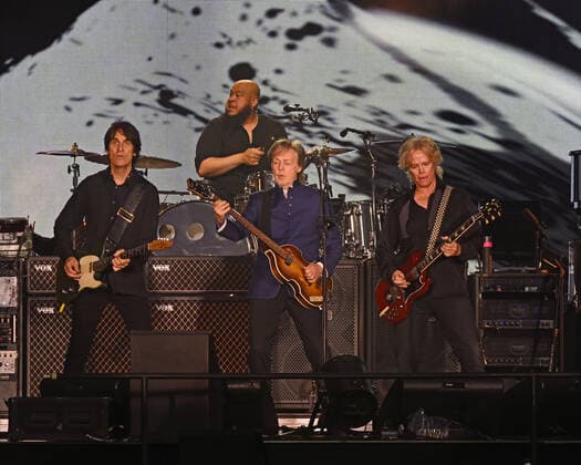 Entertainment Bilder des Tages Paul McCartney and his band perform at the Camping World Stadium in Orlando, Florida on Saturday, May 28, 2022.  ORP20220528005 JOExMARINO