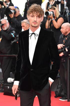 Niels Schneider at the Closing Ceremony of the Festival de Cannes 2022 75 Cannes International Film Festival at the Palais des Festivals Cannes, 28 05 2022 Foto:xD.xBedrosianx xFuturexImage