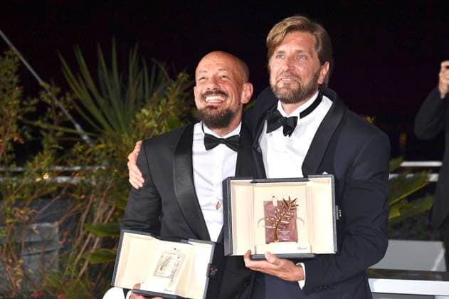 Tarik Saleh with the Best Screenplay Award for Boy from Heaven and Ruben Östlund with the Palme dOr for Best Film Triangle of Sadness at the photocall with the winners at the Festival de Cannes 2022 75 Cannes International Film Festival at the Palais des Festivals Cannes, 28 05 2022. Foto:xD.xBedrosianx xFuturexImage