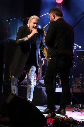 Johnny Logan Band live at a concert of The Irish Soul Tour at Grünspan Hamburg, 28 05 2022 Foto:xgbrcix xFuturexImage
