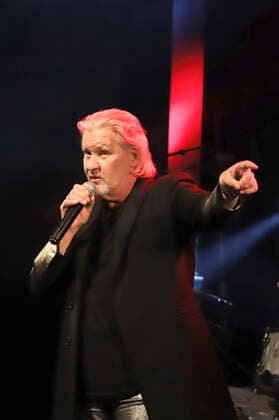 Johnny Logan Band live at a concert of The Irish Soul Tour at Grünspan Hamburg, 28 05 2022 Foto:xgbrcix xFuturexImage