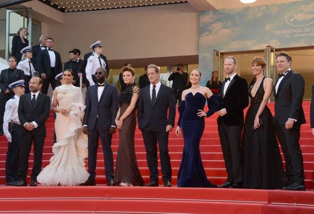 May 28, 2022, CANNES, France: CANNES, FRANCE - MAY 28: (L-R) Jury Member Asghar Farhadi, Jury Member Deepika Padukone, Jury Member Ladj Ly, Jury Member Jasmine Trinca, President of the Jury of the 75th Cannes Film Festival Vincent Lindon, Jury Member Noomi Rapace, Jury Member Joachim Trier, Jury Member Rebecca Hall and Jury Member Jeff Nichols attend the closing ceremony red carpet for the 75th annual Cannes film festival at Palais des Festivals on May 28, 2022 in Cannes, France CANNES France - ZUMAi09_ 20220528_zaf_i09_061 Copyright: xFrederickxInjimbertx