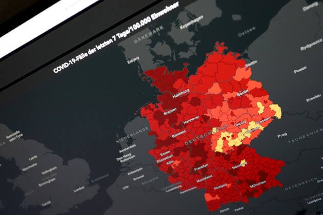 RKI dashboard, 7 day incidence is now 189.0 7 day incidence, RKI dashboard on a monitor on 30 05 2022 in Siegen Germany.