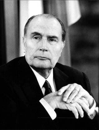 Francois Mitterrand Francois Mitterrand, der französische Staatspräsident, stellt sich in 1988 wieder zur Wahl., Copyright: UnitedxArchivesxSvenxSimon Nur redaktionelle Nutzung. Editorial usage only. UnitedArchivesIMS_3349671F EDITORIAL USE ONLY