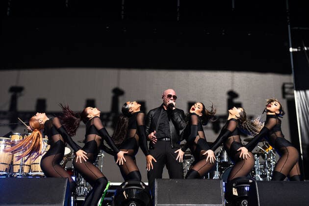 May 29, 2022, Napa, CA, USA: PITBULL performs during the 2022 BottleRock Napa Valley at Napa Valley Expo on May 29, 2022 in Napa, California. Napa USA - ZUMAs181 20220529_zea_s181_048 Copyright: xImagespacex