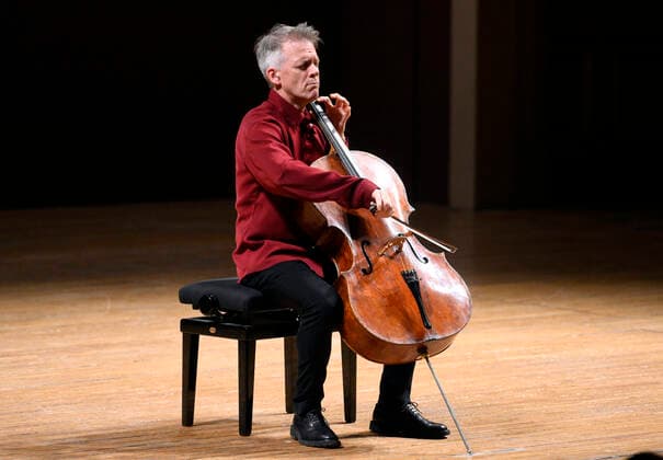 Entertainment Bilder des Tages German cellist Alban Gerhardt presents all six of J. S. Bach’s suites for solo cello during the 77th Prague Spring international music festival, on May 30, 2022, in Prague, Czech Republic. (CTKxPhoto KaterinaxSulova) CTKPhotoP2022053007110  suk003