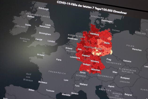 RKI dashboard, 7 day incidence is now 201.7 7 day incidence, RKI dashboard on a monitor on 31 05 2022 in Siegen Germany.