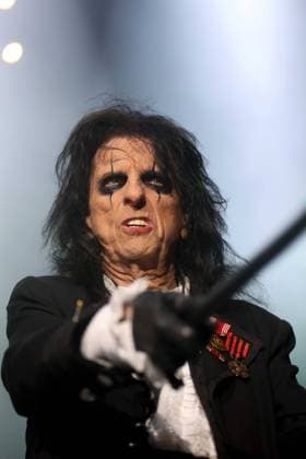 Live Music UK Tour Alice Cooper & The Cult ALICE COOPER during the Alice Cooper The Cult music concert at Resorts World Arena, Birmingham, United Kingdom on 30 May 2022. Birmingham Resorts World Arena United Kingdom Editorial use only , Copyright: xAndyxShawx PSI-15357-0012