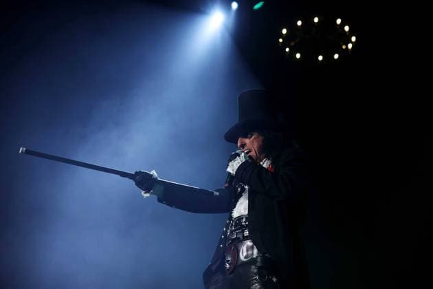 Live Music UK Tour Alice Cooper & The Cult ALICE COOPER during the Alice Cooper The Cult music concert at Resorts World Arena, Birmingham, United Kingdom on 30 May 2022. Birmingham Resorts World Arena United Kingdom Editorial use only , Copyright: xAndyxShawx PSI-15357-0015