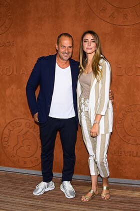 Delphine Wespiser et Roger Erhart CELEBRITES : Roland Garros 2022 - Internationaux de France - 31 05 2022 FedericoPestellini Panoramic 