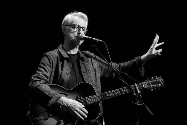 Billy Bragg at a concert at Heimathafen Neukölln in Berlin, 1 June 2022 photo black and white converted Billy Bragg concert Berlin