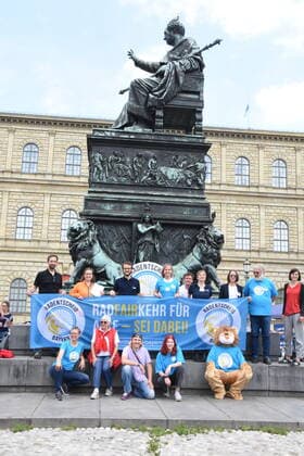 Action Participant Munich 02 Max Joseph Platz Action Bike Decision for Bavaria Munich