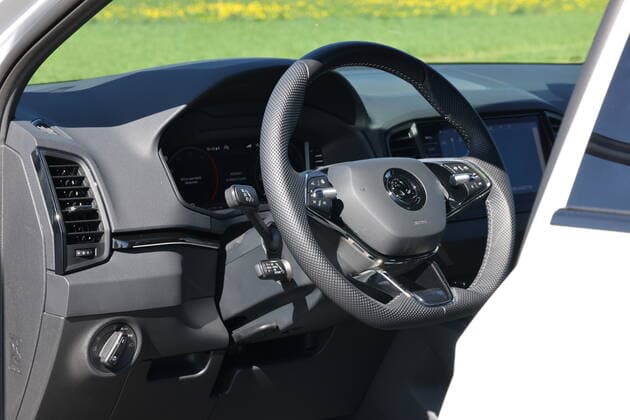 Skoda Karoq, SUV compact restylÃ , 2022 NEWS AUTO : Skoda Karoq facelift 2022 LaurentSanson Panoramic 