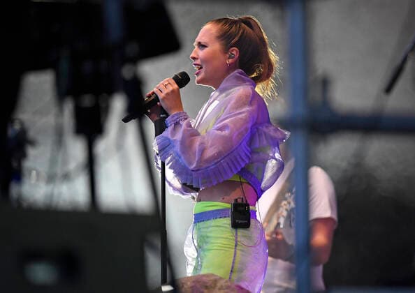 02 06 2022 Schlossgrabenfest openair music festival city center Darmstadt Residenzschloss on Merck stage Karolinenplatz live Alice Merton Frankfurterin Darmstadt Hesse Germany