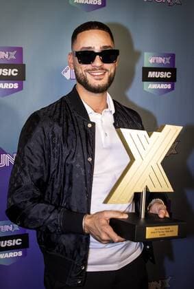2022 06 02 22 55 39 AMSTERDAM Josylvio wins the artist of the year male Award during the FunX Music Awards in AFAS Live in Amsterdam During the award show, the most important music prizes of the young Netherlands were presented ANP RAMON VAN FLYMEN netherlands out belgium out  Copyright: xx x449708563x originalFilename: 449708563.jpg