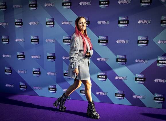 2022 06 02 19 30 59 AMSTERDAM Demi de Boer on the purple carpet for the FunX Music Awards at AFAS Live in Amsterdam During the award show, the most important music prizes of the young Netherlands are presented ANP RAMON VAN FLYMEN netherlands out belgium out  Copyright: xx x449709063x originalFilename: 449709063.jpg