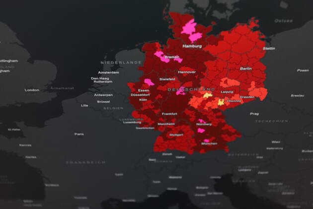 RKI dashboard, 7 day incidence is now 261.3 7 day incidence, RKI dashboard on a monitor on 03 06 2022 in Siegen Germany.