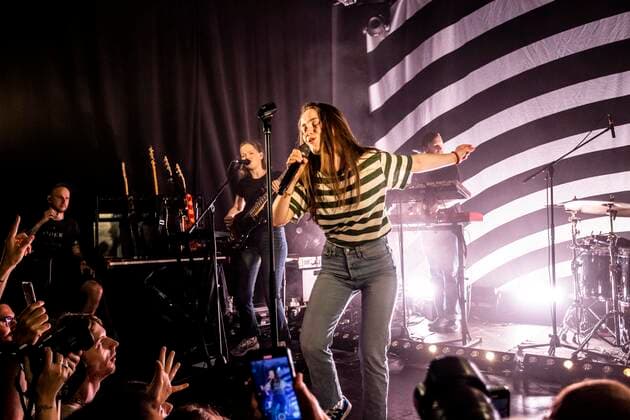 Sigrid Performs In Milan Italy Sigrid performs live at Santeria Toscana 31 on June 1, 2022 in Milan, Italy. Milan Milan Italy  Copyright: xRobertoxFiniziox originalFilename: finizio-sigridpe220601_npfCo.jpg