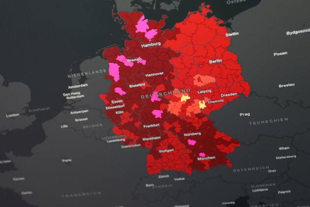 RKI dashboard, 7 day incidence is now 270.3 7 day incidence, RKI dashboard on a monitor on 04 06 2022 in Siegen Germany.