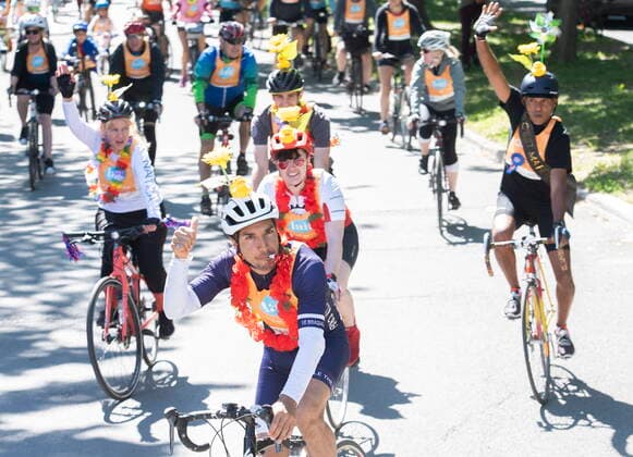 June 5, 2022, Montreal, PQ, Canada: Cyclists take part in the Tour de L Ile cycling race in Montreal, Sunday, June 5, 2022. Montreal Canada  - ZUMAc35_ 20220605_zaf_c35_010 Copyright: xGrahamxHughesx