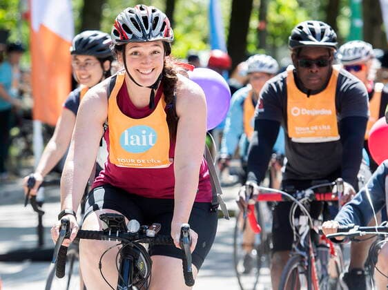 June 5, 2022, Montreal, PQ, Canada: Cyclists take part in the Tour de L Ile cycling race in Montreal, Sunday, June 5, 2022. Montreal Canada  - ZUMAc35_ 20220605_zaf_c35_014 Copyright: xGrahamxHughesx
