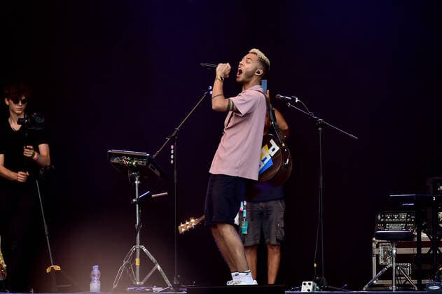 04 06 2022, xkaix, entertainment music, Schlossgrabenfest 2022 emspor, v l Malik Harris on the Merck stage Darmstadt kp