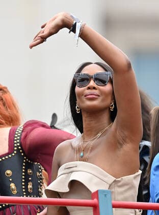 Bilder des Jahres 2022, Entertainment 06 Juni Entertainment Themen der Woche KW22 Entertainment Bilder des Tages . 05 06 2022. London, United Kingdom. Naomi Campbell takers part in The Platinum Pageant on the final day of the Platinum Jubilee celebrations in London.  xi-Imagesx xPoolx IIM-23484-0243