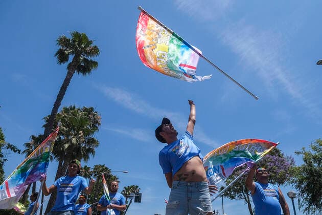 News Bilder des Tages June 5, 2022, Los Angeles, California, USA: Parade participants with costume perform as they march along Santa Monica Boulevard during the WEHO Pride Parade in West Hollywood on Sunday June 5, 2022. Los Angeles USA - ZUMAc68_ 20220605_zaf_c68_008 Copyright: xRingoxChiux