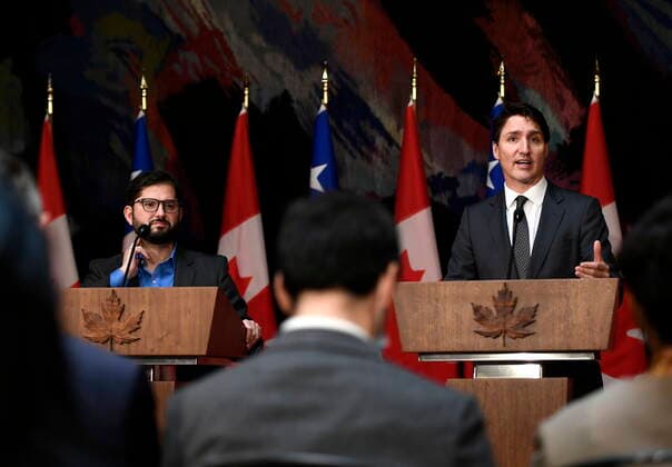 June 6, 2022, Ottawa, ON, CAN: Prime Minister Justin Trudeau and President of the Republic of Chile Gabriel Boric speak during a joint news conference in Ottawa, on Monday, June 6, 2022. Ottawa CAN  - ZUMAc35_ 20220606_zaf_c35_014 Copyright: xJustinxTangx