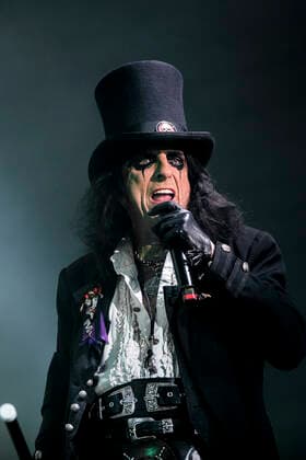 Alice Cooper Konzert in Kopenhagen Alice Cooper live in Copenhagen, Denmark Copenhagen, Denmark. 06th, June 2022. The American singer Alice Cooper performs a live concert at KB Hallen in Frederiksberg, Copenhagen. Copenhagen Denmark  Copyright: xGonzalesxPhoto LassexLagonix