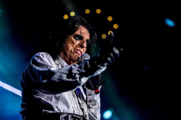 Entertainment Bilder des Tages Alice Cooper Konzert in Kopenhagen Alice Cooper live in Copenhagen, Denmark Copenhagen, Denmark. 06th, June 2022. The American singer Alice Cooper performs a live concert at KB Hallen in Frederiksberg, Copenhagen. Copenhagen Denmark  Copyright: xGonzalesxPhoto LassexLagonix