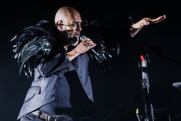 Entertainment Bilder des Tages Bauhaus In Concert English rock band Bauhaus in concert at Alcatraz, Milano, Italy, on June 6 2022. One of the pioneers of gothic rock, Bauhaus were known for their dark image and gloomy sound, although they mixed many genres, including dub, glam rock, psychedelia, and funk. Milano Italy  Copyright: xMairoxCinquettix originalFilename: cinquetti-bauhausi220606_npvck.jpg