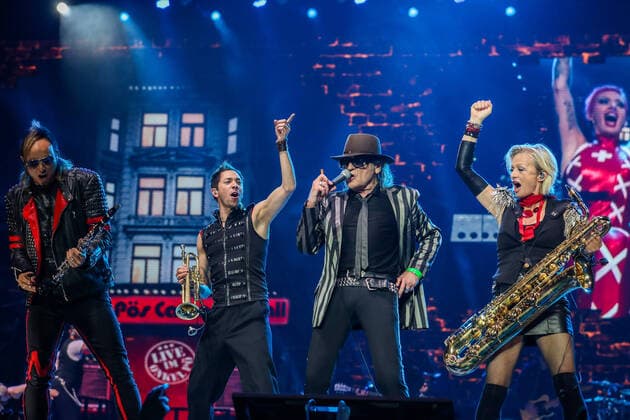 UDO LINDENBERG Udopium Live 2022 on 07 06 2022 in the Westfalenhalle in Dortmund UDO LINDENBERG during his performance in the Dortmund Westfalenhalle Photo osnapix UDO LINDENBERG Udopium Live 2022 MH