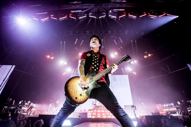 Green Day live in Copenhagen, Denmark Copenhagen, Denmark. 07th, June 2022. The American rock band Green Day performs a live concert at Forum at Frederiksberg, Copenhagen. Here lead singer and musician Billie Joe Armstrong is seen live on stage. Copenhagen Denmark  Copyright: xGonzalesxPhoto LassexLagonix