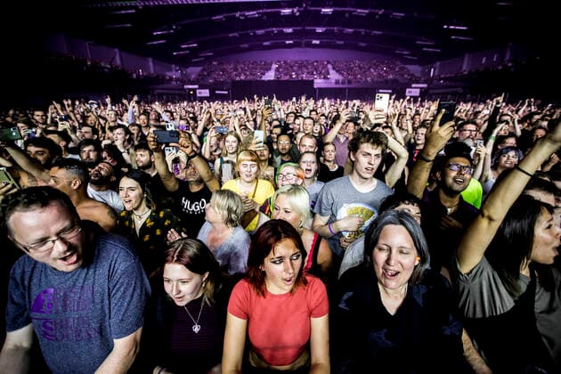 Green Day live in Copenhagen, Denmark Copenhagen, Denmark. 07th, June 2022. Concert goers attend a live concert with the American rock band Green Day at Forum at Frederiksberg, Copenhagen. Copenhagen Denmark  Copyright: xGonzalesxPhoto LassexLagonix