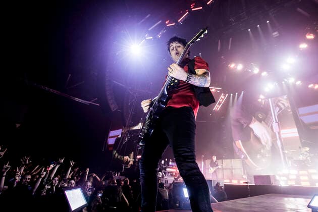 Green Day live in Copenhagen, Denmark Copenhagen, Denmark. 07th, June 2022. The American rock band Green Day performs a live concert at Forum at Frederiksberg, Copenhagen. Here lead singer and musician Billie Joe Armstrong is seen live on stage. Copenhagen Denmark  Copyright: xGonzalesxPhoto LassexLagonix